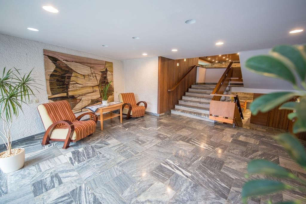 Zespol Tatry - Hotel Tatry I Budynek Turystyczny Мужасихле Экстерьер фото
